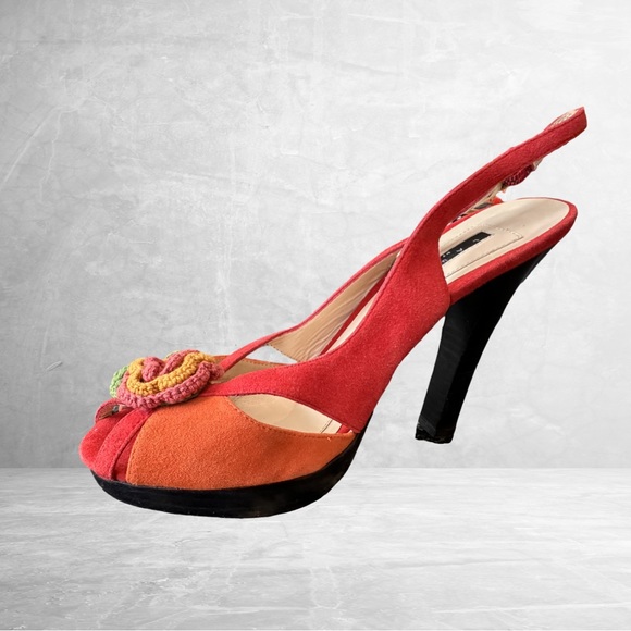 Laundry by Shelly Segel High Heel Suede Sandals with Crochet Flower size 8 new - Picture 2 of 9